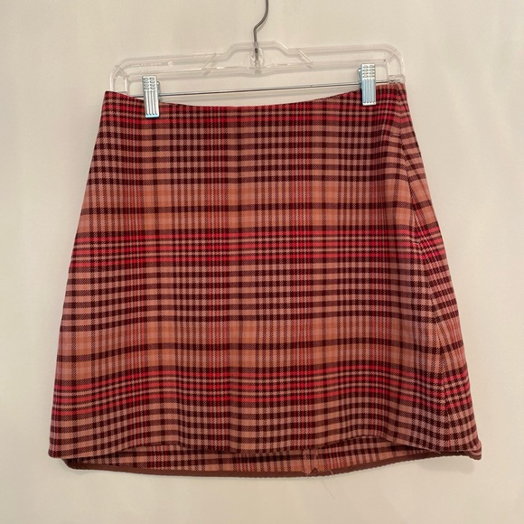 ARITZIA WILFRED Pink Plaid Skirt in size 8 - Picture 1 of 5